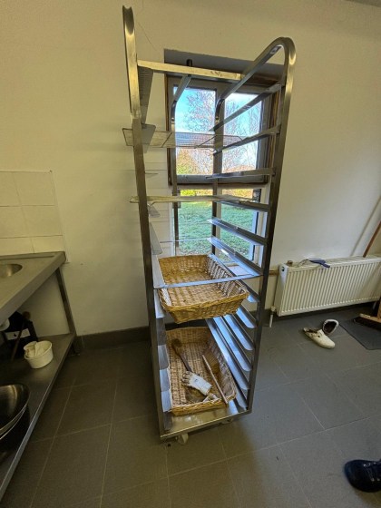 Bakery Rack Pic 01